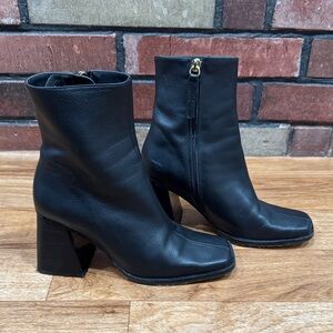 alohas SOUTH BLACK LEATHER ANKLE BOOTS